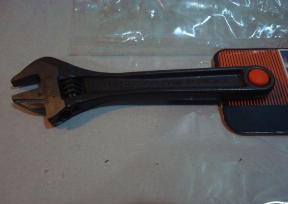 ประแจเลื่อน BAHCO  8069 ขนาด 4 นิ้ว