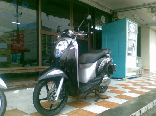 ขายถูก รถสวย ม๊ากมาก Scoopy - i ลายคลาสสิค (ล้อแม็กซ์) ขายถูก รถสวย ม๊ากมาก Scoopy - i ลายคลาสสิค (ล้อแม็กซ์)