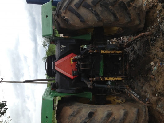 ขายรถไถ John deer 5310k มีผาน3 พร้อมใช้งานมีทะเบียน สนใจติดต่อ 081-7233267