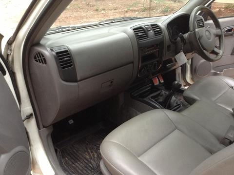 รถกระบะ ISUZU D-MAX ปี 06 (ลด 239,000 บาท) รถกระบะ ISUZU D-MAX ปี 06 (ลด 239,000 บาท)