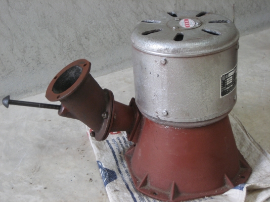 ขายเครื่องปั่นไฟฟ้าพลังงานน้ำ