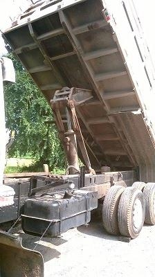 รถดั๊มพ์ 10 ล้อ MITSUBISHI FN527N (โทรต่อลองได้ ครับ) รถดั๊มพ์ 10 ล้อ MITSUBISHI FN527N (โทรต่อลองได้ ครับ)