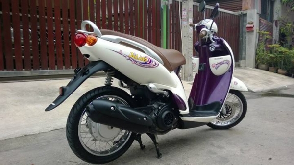 Jelato 2013 รถ 6 เดือนเท่านั้น วิ่ง 2000 สดสุดๆ ราคาเปรียบเทียบดูได้ถูก และต่อรองได้เป็นพัน Jelato 2013 รถ 6 เดือนเท่านั้น วิ่ง 2000 สดสุดๆ ราคาเปรียบเทียบดูได้ถูก และต่อรองได้เป็นพัน