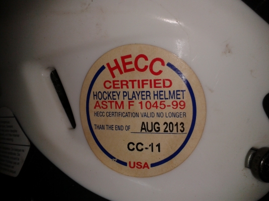 หมวกอะไรไม่รู้ครับUSAสวยดี .ใบละ 1500