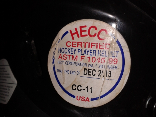 หมวกอะไรไม่รู้ครับUSAสวยดี .ใบละ 1500