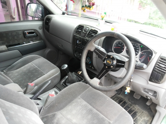 ขายครับดีแม็กปี03ตัวท๊อปเครื่อง3.0(รถพลอมใช้)ครับแม็กขอบ17ภายในเคฟล่าแท้ มีเครื่องเสียนชุดใหญ่ดอกซับ12นิ้ว