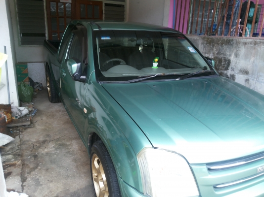 ขายครับดีแม็กปี03ตัวท๊อปเครื่อง3.0(รถพลอมใช้)ครับแม็กขอบ17ภายในเคฟล่าแท้ มีเครื่องเสียนชุดใหญ่ดอกซับ12นิ้ว