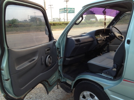 ขายรถตู้พร้อมใช้ราคาไม่แพง 1คัน ขาย108000 บาท