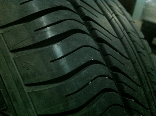 ขาย...ยาง MICHELIN - ENERGY XM1