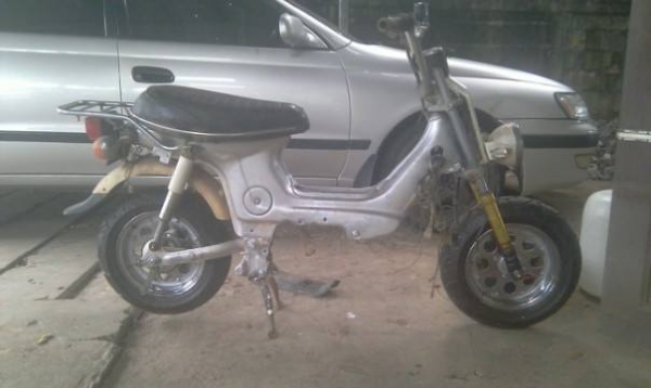 ชาลีเครื่องเวพ 110  13500  หรือ แยกโครง เีครืองได้