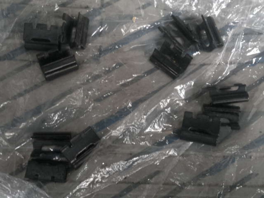 ---- ขาย ---- กันสาด + กิ๊บ AE 100-101