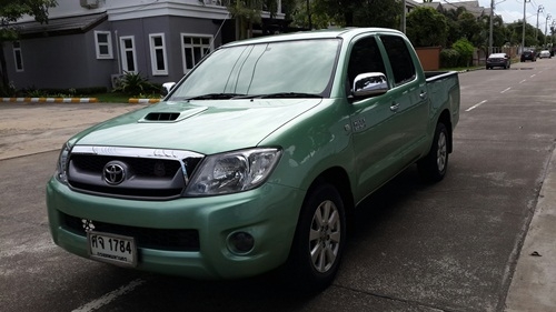 ต้องการขายรถ ด่วน กระบะ TOYOTA HILUX VIGO 3.0 เกียร์ ออโต้