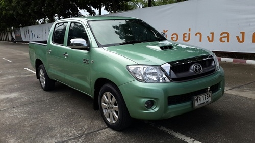 ต้องการขายรถ ด่วน กระบะ TOYOTA HILUX VIGO 3.0 เกียร์ ออโต้