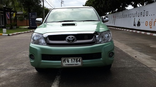 ต้องการขายรถ ด่วน กระบะ TOYOTA HILUX VIGO 3.0 เกียร์ ออโต้