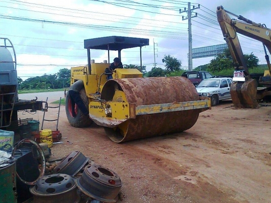 รถบด ไดน่าแพ๊ค CA25 Pd แบบ 2 เพลา ลดราคาจาก 650,000 บาท.