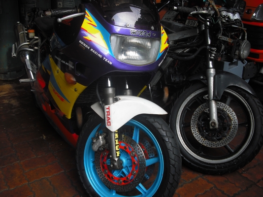 ขายรวม honda vfr nc24 จำนวน 2 คัน