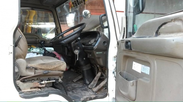 ขายรถดั้ม ISUZU DEGA 210 แรง เครื่องแห้งแรงดี ครัชชีสวย พวงมาลัยพาวเวอร์ คอนโซนครบ แอร์เย็นเจี๊ยบ