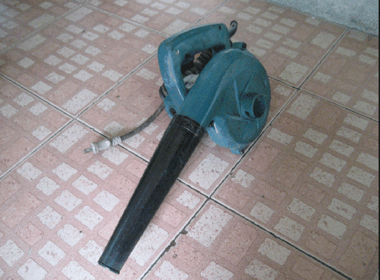 ขายด่วนตัวเป่าลม Makita 4014N 600W แท้100\%