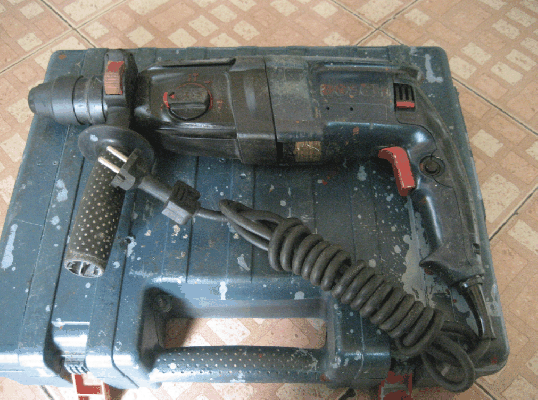 ขายด่วนสว่านดรตารี่ BOSCH GBH2-26 DFR แท้เดิมๆ