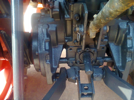 ขายรถไถคูโบต้า L3408 พร้อมอูปกรณ์ต่อพ่วง 2 ชิ้น เอกสารพร้อมโอน