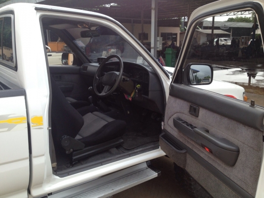 ขาย Toyota surf 130  กระบะ