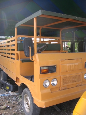 ขายรถอีแต๋น สภาพสมบูรณ์พร้อมใช้งาน ขายรถอีแต๋น สภาพสมบูรณ์พร้อมใช้งาน