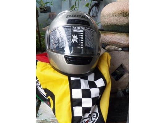 ขายหมวก Suomy Ducati