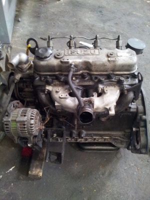 ขายเครื่องยนต์ ISUZU C-240 forklift KOMATSU TCM พร้อมหัวหมู