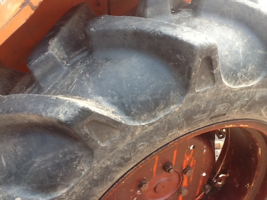 คูโบต้า L1-24 4 WD 2 เพลา ใบมีด ผาน 5 พวงมาลัยเพาเวอร์ เดิมๆใช้งานได้เลย