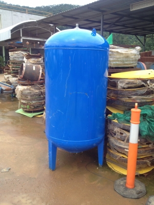 ขาย ถังแรงดันน้ำ ขนาด 1,000 ลิตร สูง 1.9 เมตร กว้าง 90 cm.