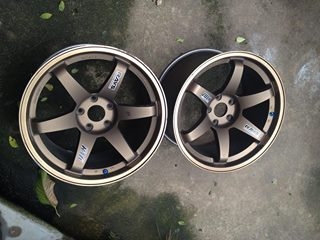 ขายล้อTE37 SL ขอบ18 5/114 กว้าง10  มี1คู่ ถูกๆครับ  7500