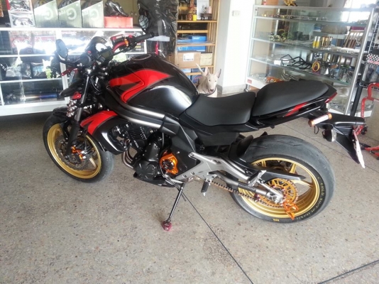 ขาย KAWASAKI  ER6N 2012 ไมล์ 5xxx  ของแต่งตรึม รับแลกเทริน์ ลดราคาคับ