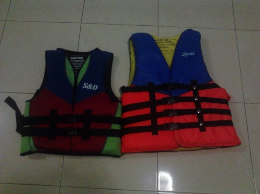 ขายเรือยาง หลายรุ่นหลายขนาด ราคาปลีก-ส่ง มีเครื่อง 3.5 HP ราคาพิเศษ 5 ตัว