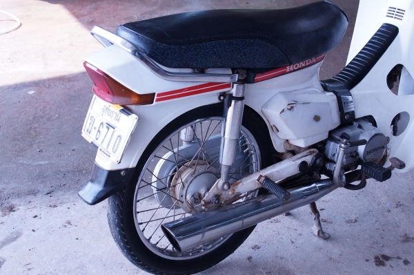 ขาย HONDA ดรีม คุรุสภา เดิม ๆ ทะเบียนพร้อมโอน เอกสารครบ ภาษีไม่ขาดต่อ ครับ