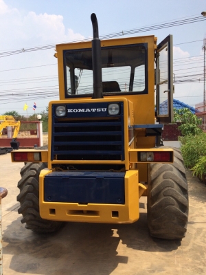 รถตักล้อยางขนาดใหญ่ KOMATSU WA150 มือสอง นำเข้าจากญี่ปุ่น สภาพสวย