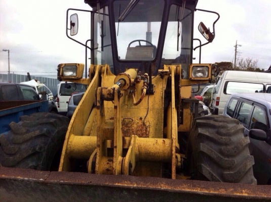 รถตักล้อยางขนาดใหญ่ KOMATSU WA150 มือสอง นำเข้าจากญี่ปุ่น สภาพสวย