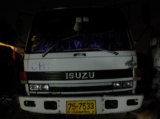 ขาย hino - isuzu - fuso  รวม 11 คันครับ