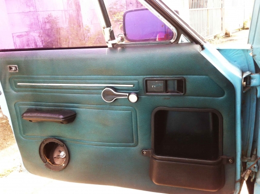 ขาย Hillman Avenger รถเก่าน่าสะสม ขาย Hillman Avenger รถเก่าน่าสะสม