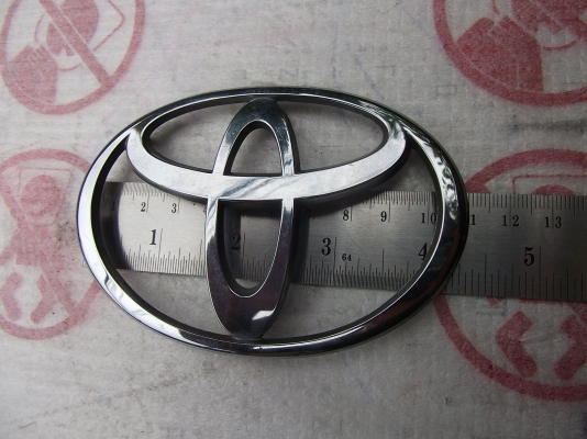 เพลทโลโก้ TOYOTA แท้ๆ สภาพสวยๆ ขนาดยาว 11ซม.