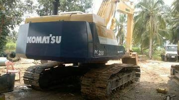 KOMATSU PC120-5