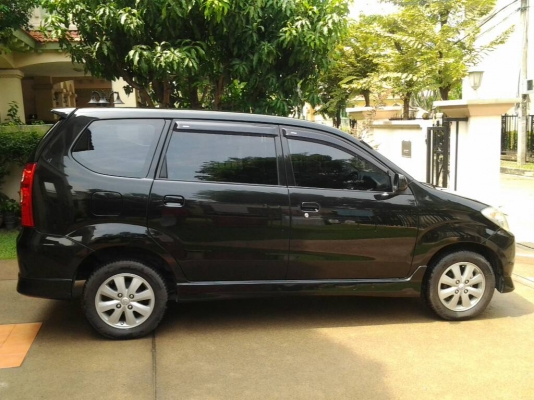 ขายถูก Toyota Avanza 1.5S ABS + Airbag ตัว TOP เกียร์ออโต้
