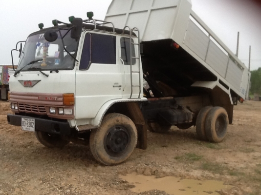 หกล้อดั้มดิน KL300 เครื่อง185 แรงม้า