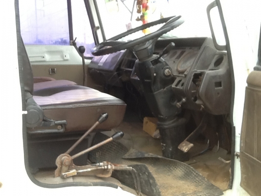 หกล้อดั้มดิน KL300 เครื่อง185 แรงม้า