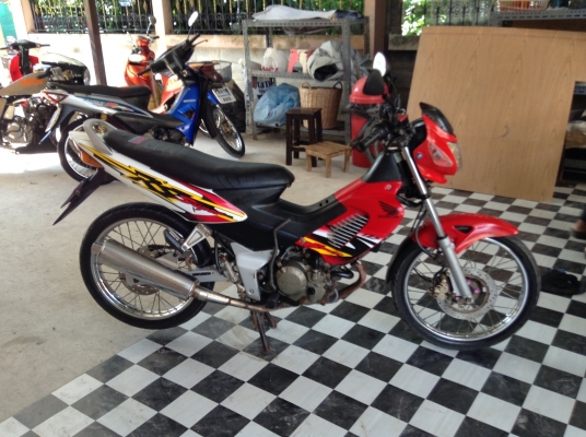 จำหน่ายมอไซด์มือ2 มีหลายคันหลายรุ่น อยู่ใกล้มอบูรพา หนองมน-บางแสน ต.แสนสุข 088-2197709