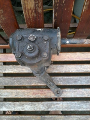 ขายกระปุกพวงมาลัยธรรมดา ISUZU TFR ราคาถูกๆ ไม่มีฟรี ยังแน่ครับ