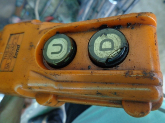 ขายปั้มไฮดรอลิกไฟฟ้า พร้อมมือกดราคา 12000