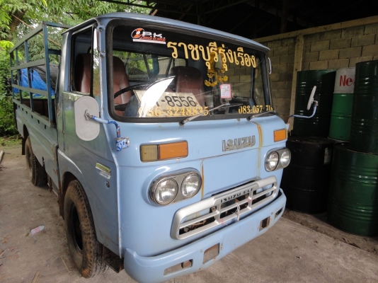 ขาย 4 ล้อ ISUZU TL เครื่อง 4JB1 88 แรง สภาพสวย พร้อมใช้งานได้ เลย