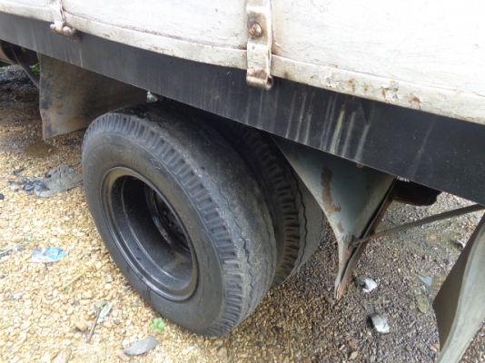 ขายรถหกล้อ mitsubishi canter 115 hp ราคา 290000 สนใจติดต่อ ......0898450560