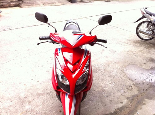 mio ปี 51 ไฟคู่ สีแดง ขาว รถสวยมาก เครื่องเดิม แน่นๆ ขายพร้อมโอนให้ฟรีๆกันไปเลย ทดลองขับได้จ้า mio ปี 51 ไฟคู่ สีแดง ขาว รถสวยมาก เครื่องเดิม แน่นๆ ขายพร้อมโอนให้ฟรีๆกันไปเลย ทดลองขับได้จ้า