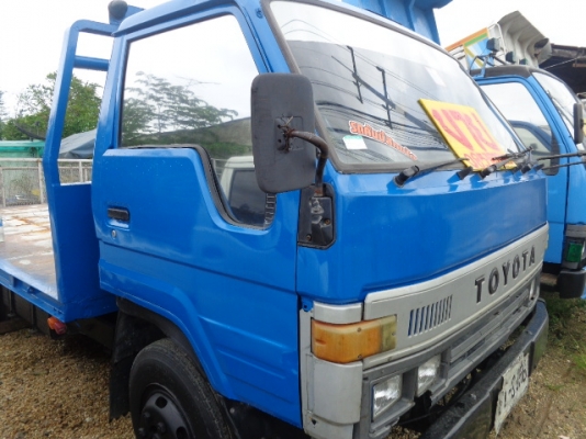 ขายรถหกล้อ โตโยต้า พื้นเรียบ ราคา 330000